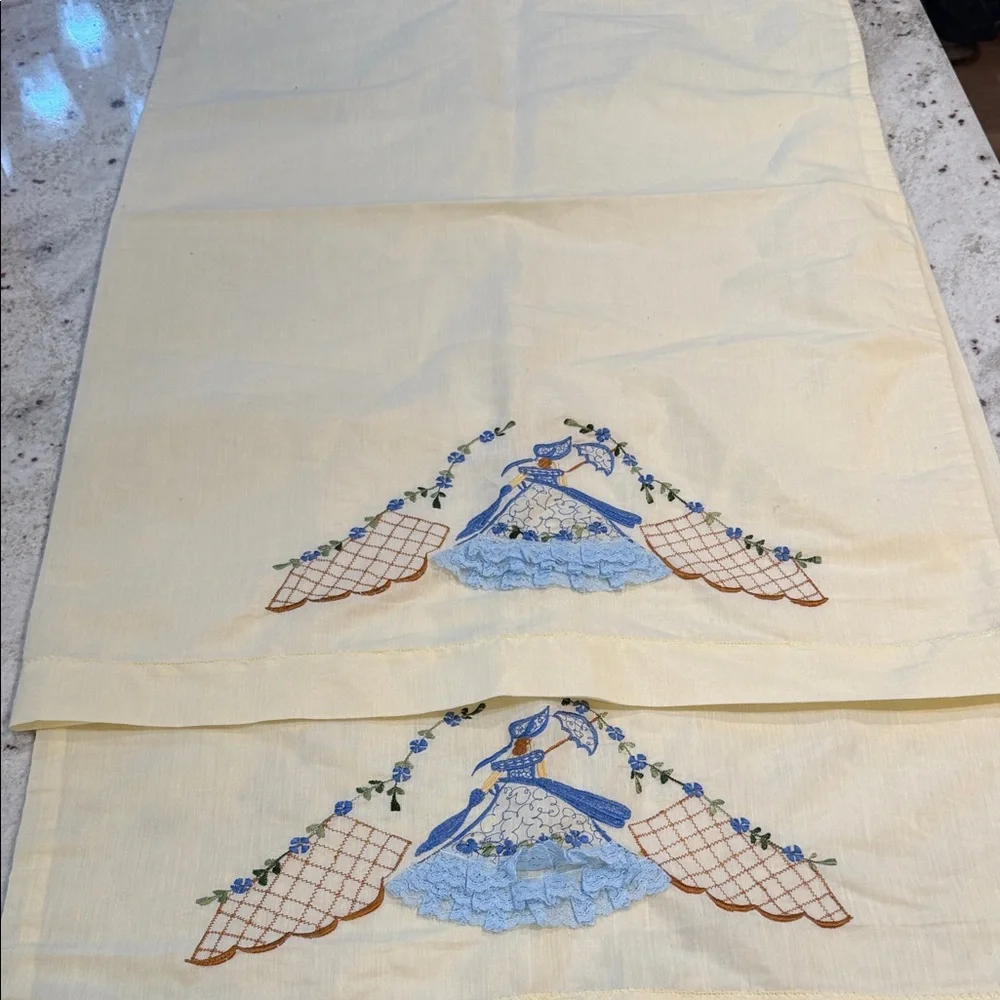 Vintage Embroidered Southern Belle Pillowcases - Yellow pillowcase